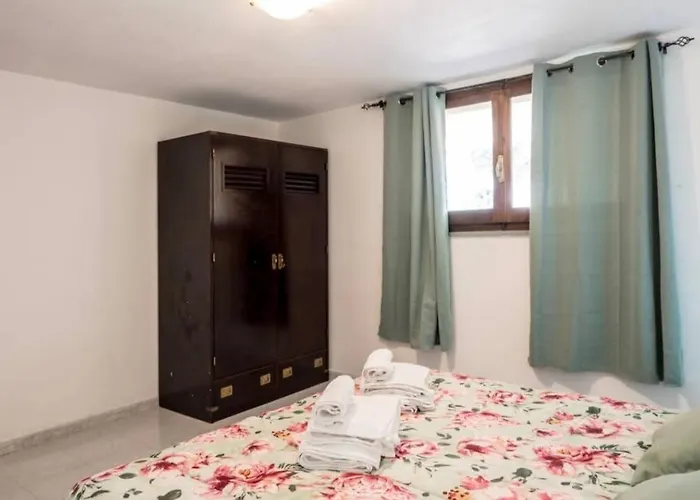 Barbara Sardinia Lägenhet Domus De Maria