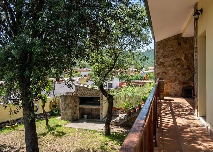 Barbara Sardinia 公寓 *